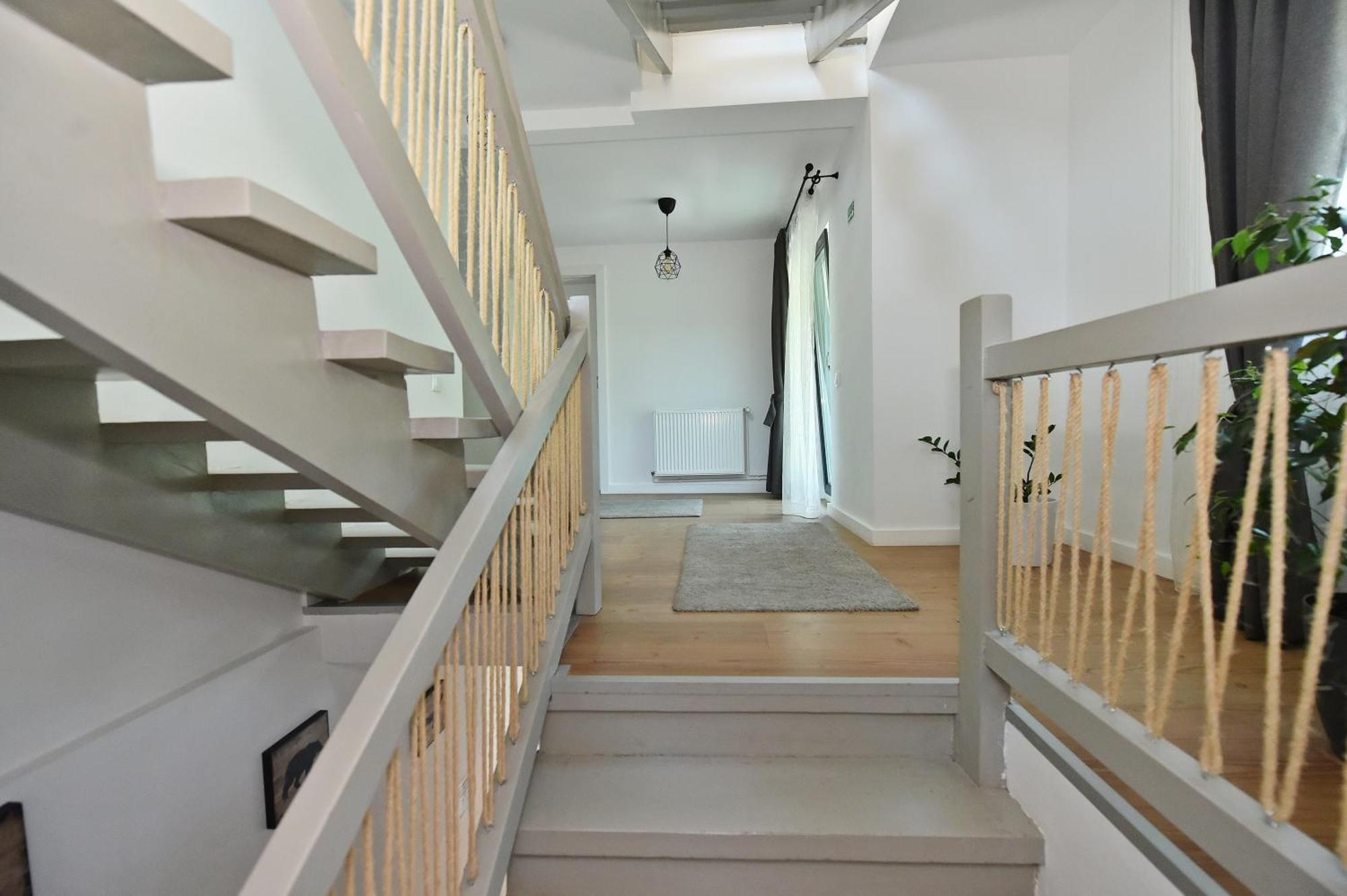 Mira By Atra Bed & Breakfast Tesila Bagian luar foto
